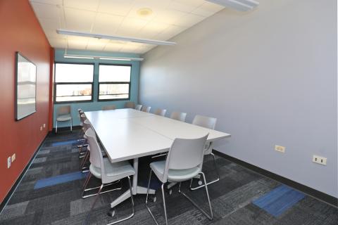 The Southeast Meeting Room is a flexible space for small-sized gatherings.
