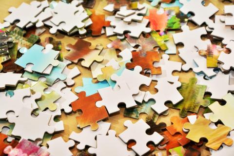 jigsaw puzzle pieces