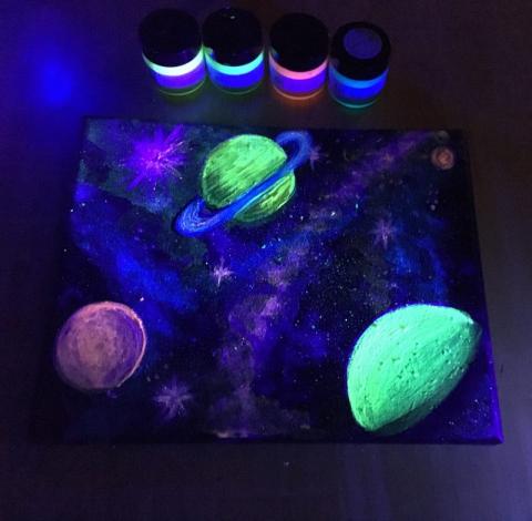 Example of Blacklight painting